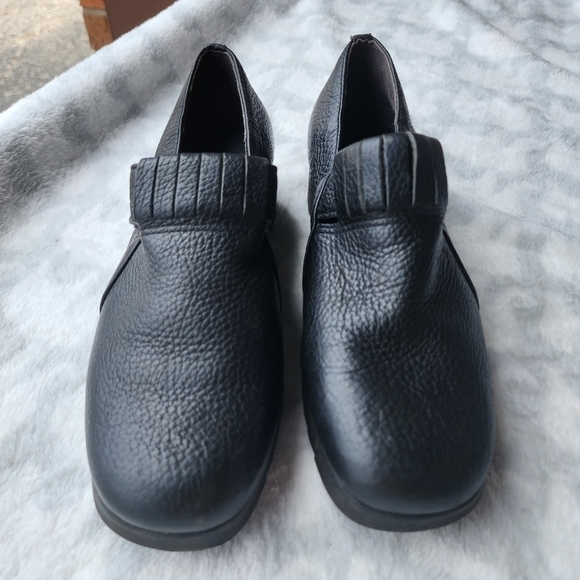 I ♡ Comfort Shoes Hook & Loop Strap Loafer Navy Blue Women's Size 6.5 EUC - Picture 2 of 15